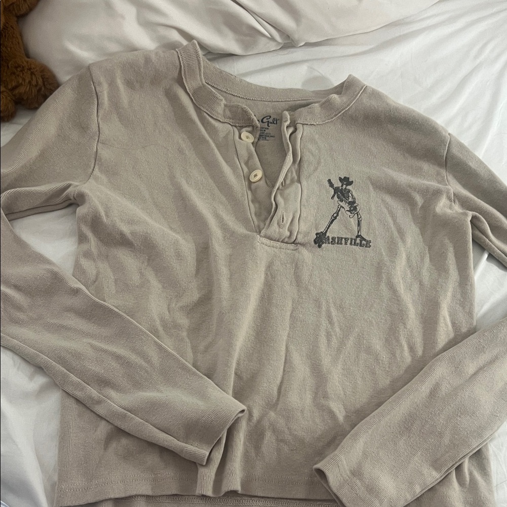 Brandy Melville Nashville skeleton Beige Long Sleeve Henley Shirt